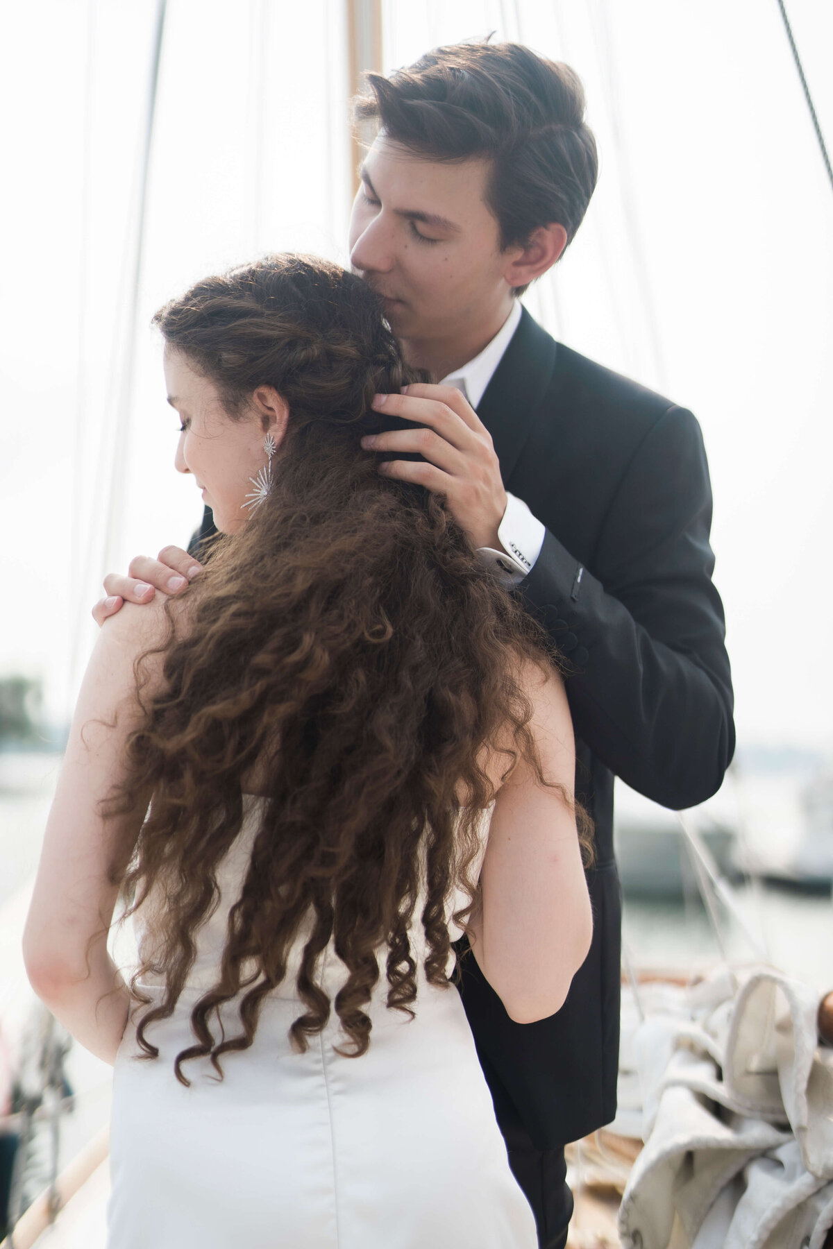 0384 The Anitra Boat Wedding Proposal  Toronto Hamilton Editorial Lisa Vigliotta Photography Nobl Events