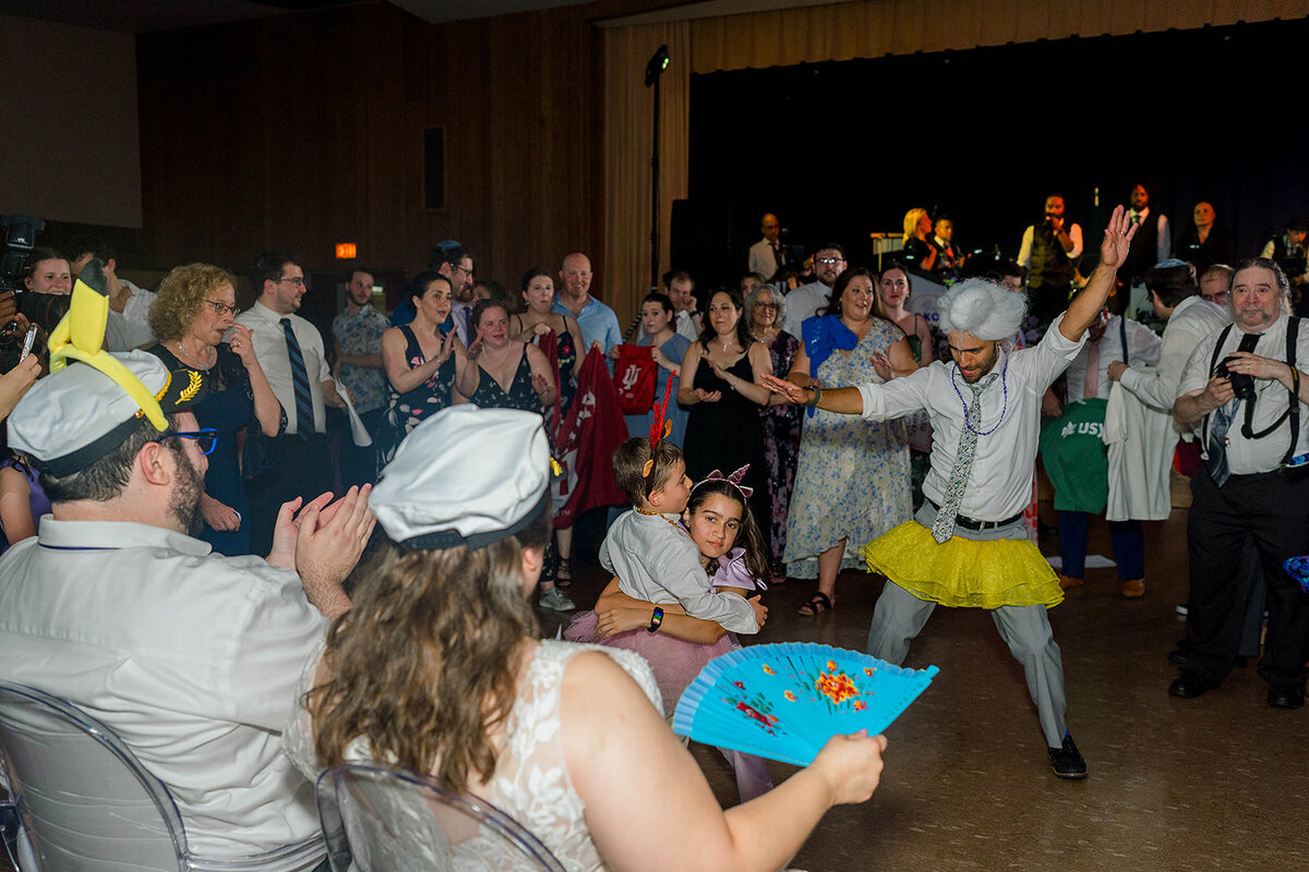 Eliana-Melmed-Photography-Chicago-LosAngeles-Jewish-WeddingPhotography-ElianaSklar-Shtick-00063