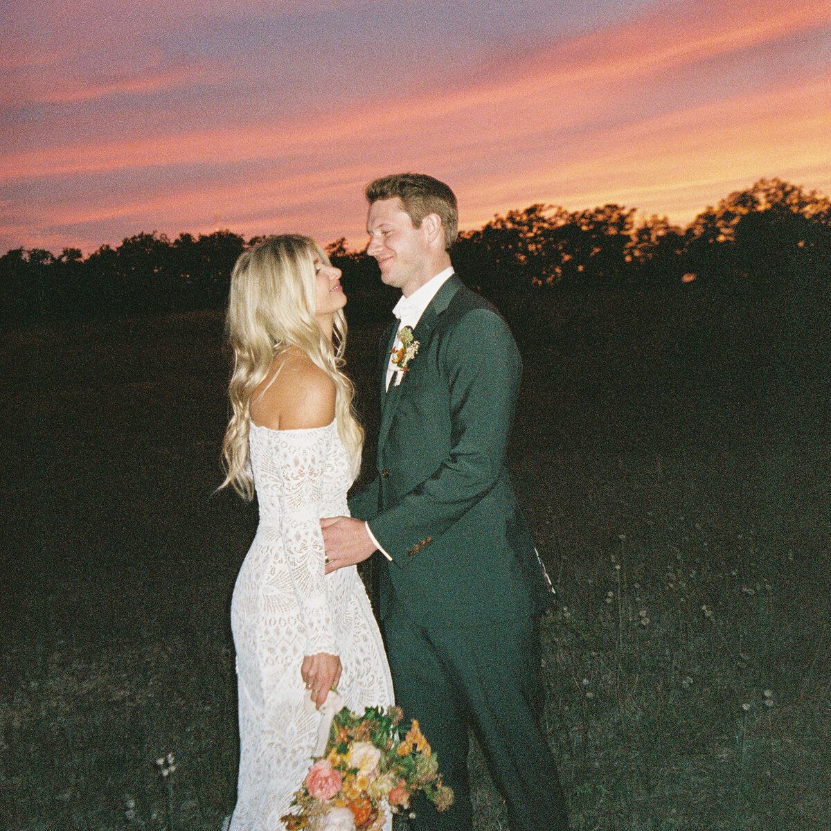 Austin-film-wedding-photographer-prospect-house-RuétPhoto-JenStephen-WeddingCollection-featherandtwine-934