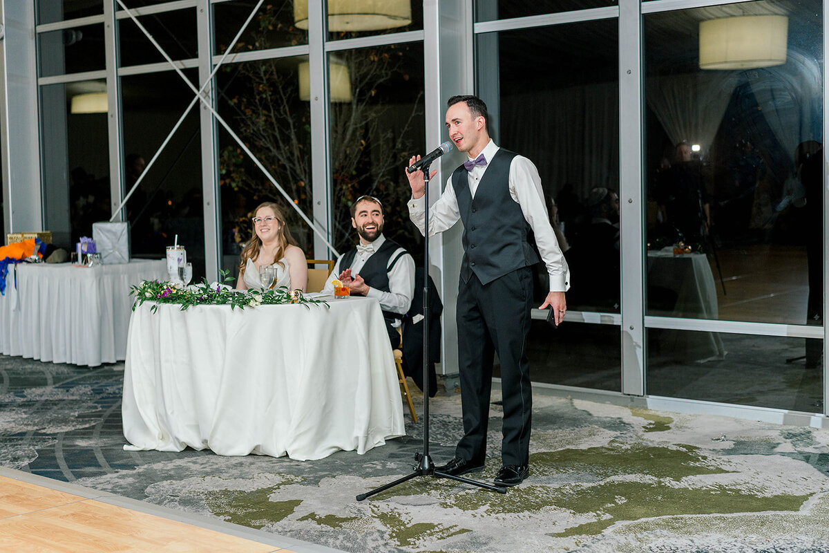 Eliana-Melmed-Photography-Chicago-LosAngeles-Jewish-WeddingPhotography-DInnerSpeeches-00039