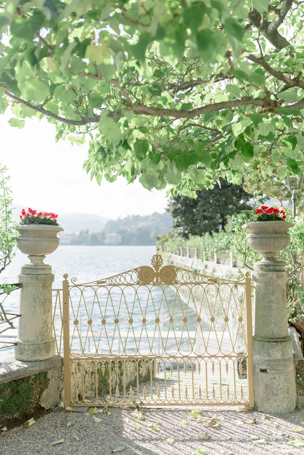 Destination-Wedding-Photographer-Villa-Pizzo-Wedding-Lake-Como-JCP_8159