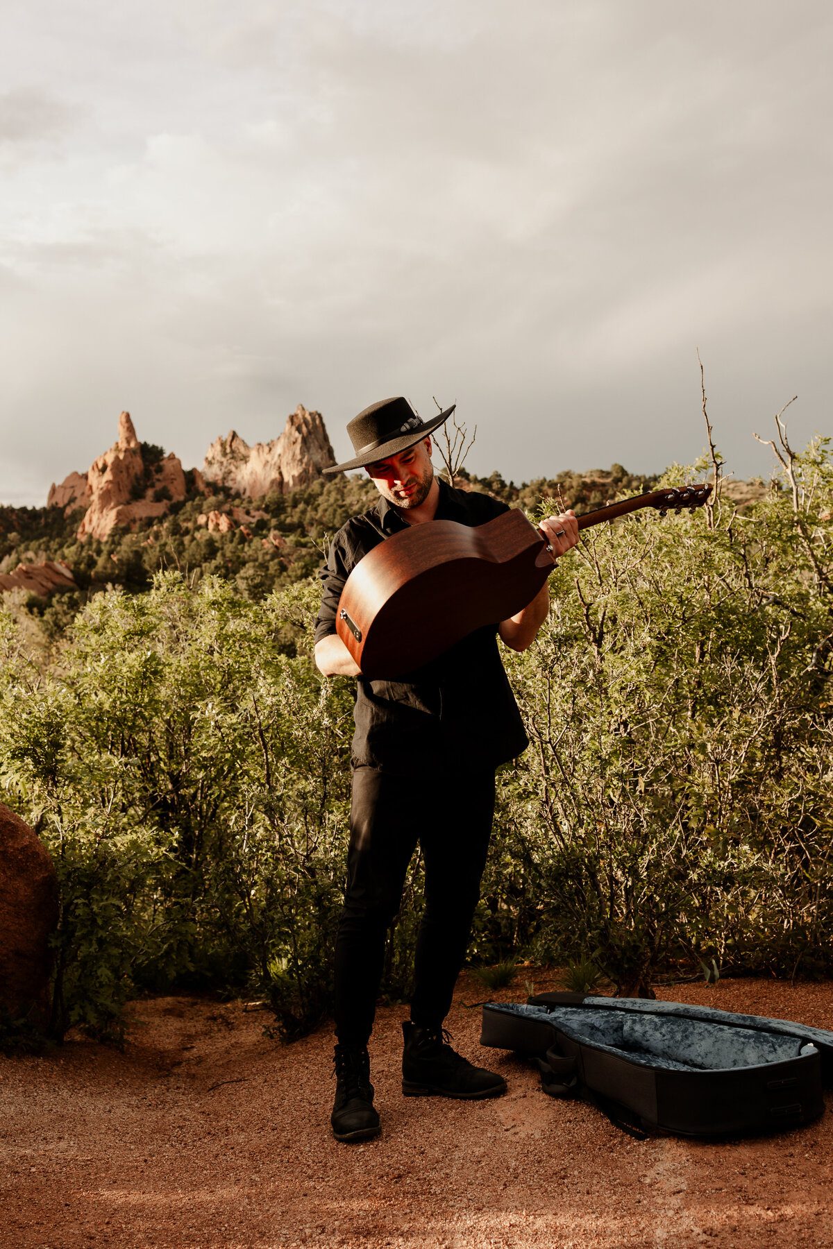 Garden of The Gods Elopement - Ronnie & Gina