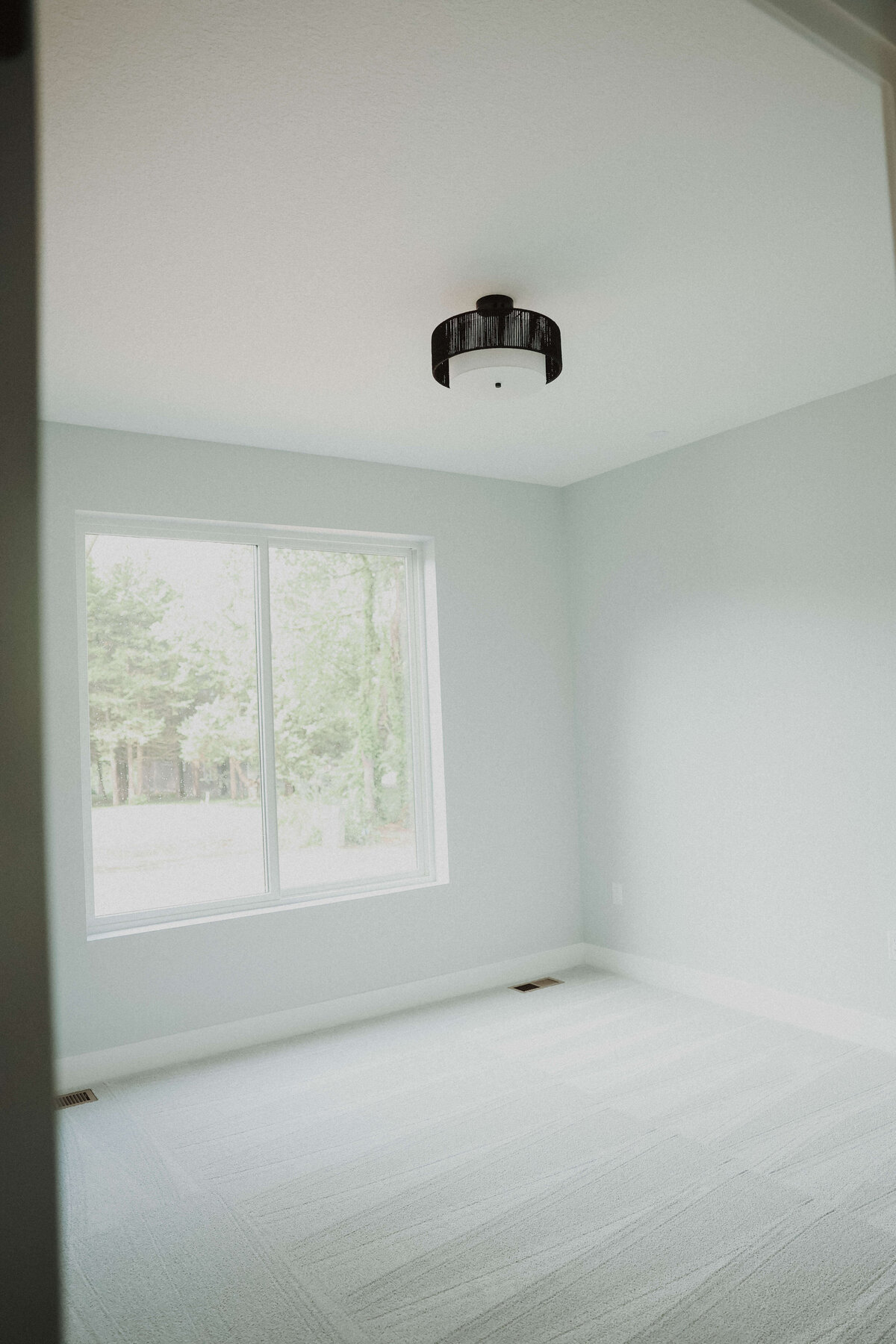 6907-Bedroom-Panora-Central-Iowa-Custom-Home-JRL-Builders-E23A9330