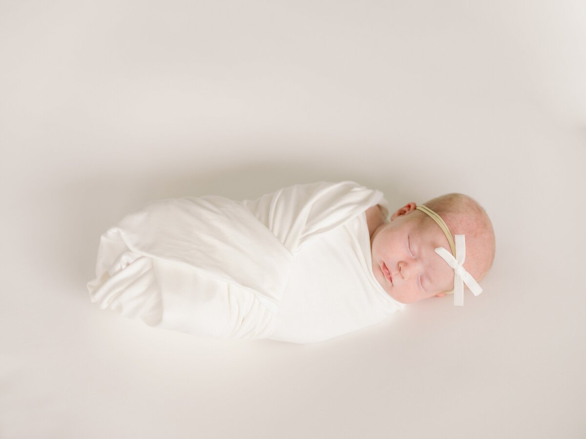 top-studio-newborn-photographer-northern-virginia-1