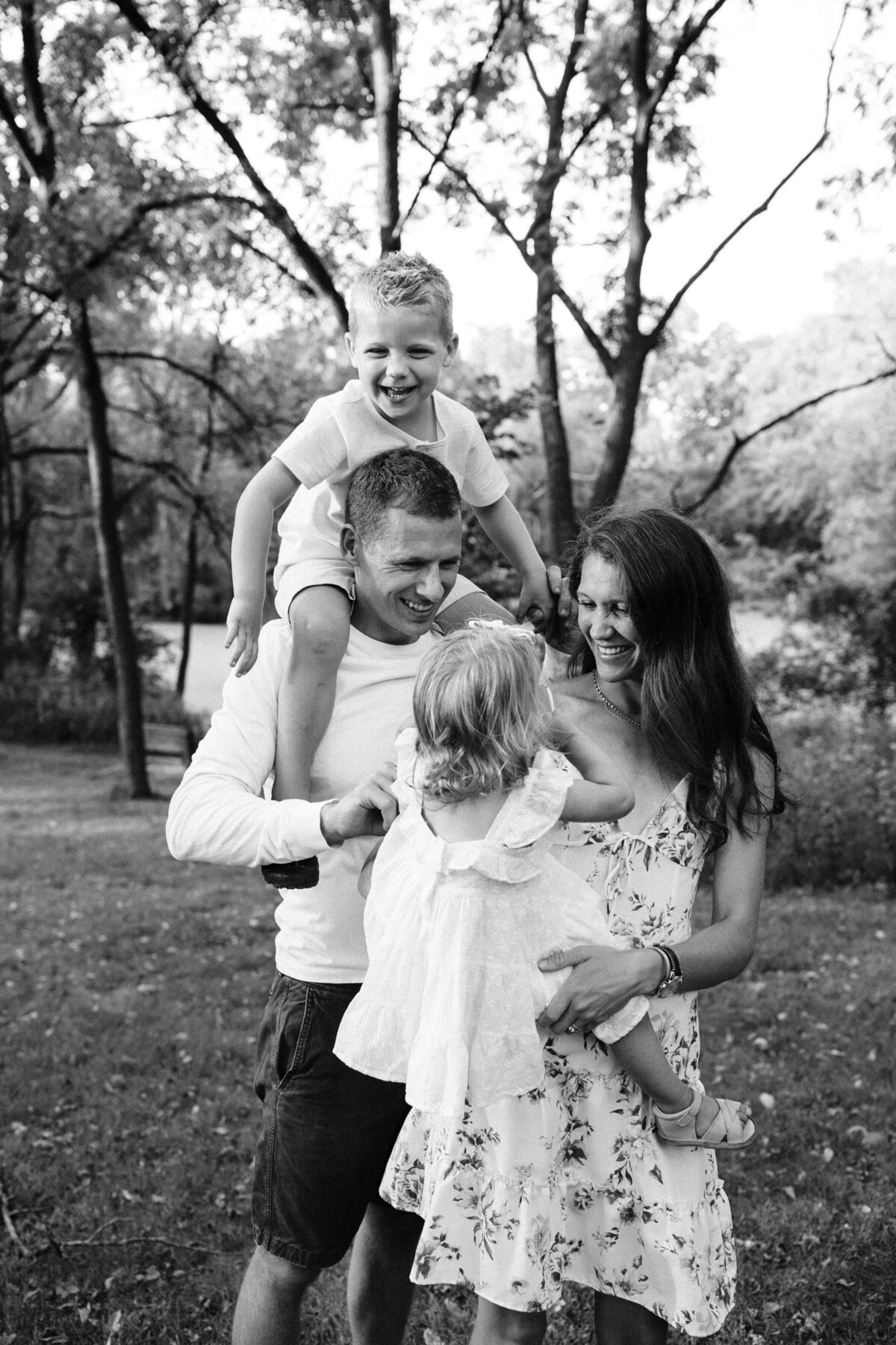 Loken Family 2023-35