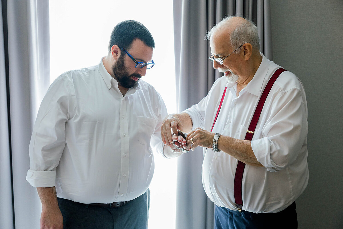 Eliana-Melmed-Photography-Chicago-LosAngeles-Jewish-WeddingPhotography-ElianaSklar-SklarReady-00052