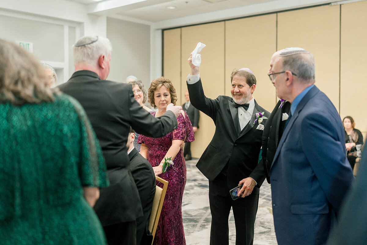 Eliana-Melmed-Photography-Chicago-LosAngeles-Jewish-WeddingPhotography-Ketubah-00056