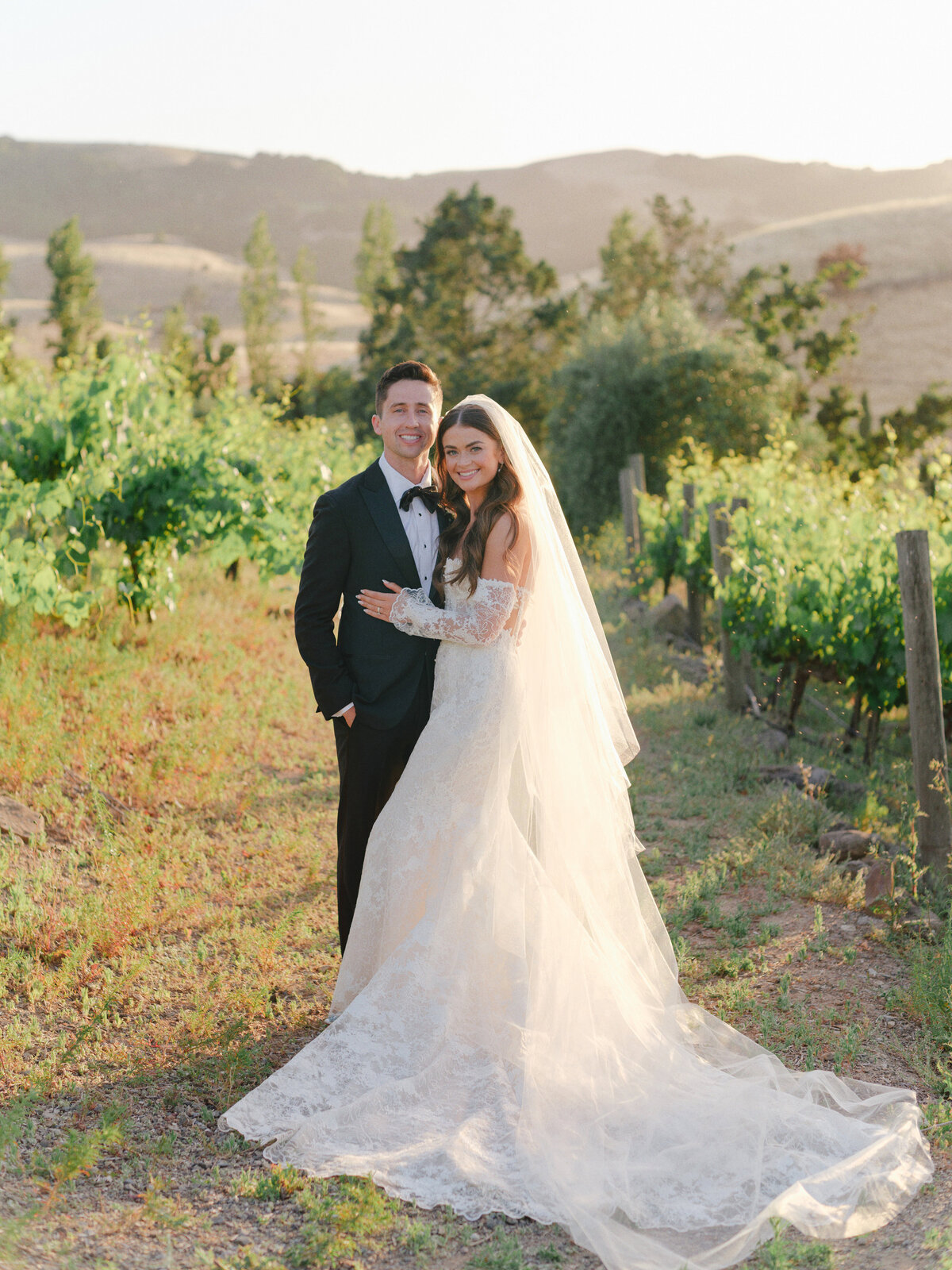 Ashley + John Viansa Sonoma Winery Wedding Cassie Valente Photography 620