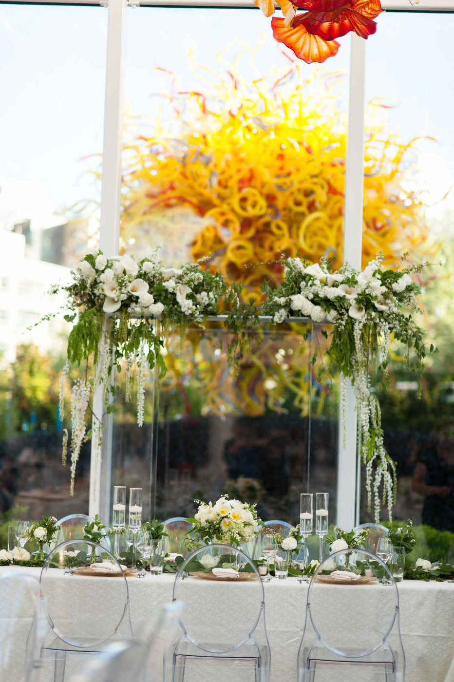 flora-nova-design-luxe-chihuly-seattle-wedding-25
