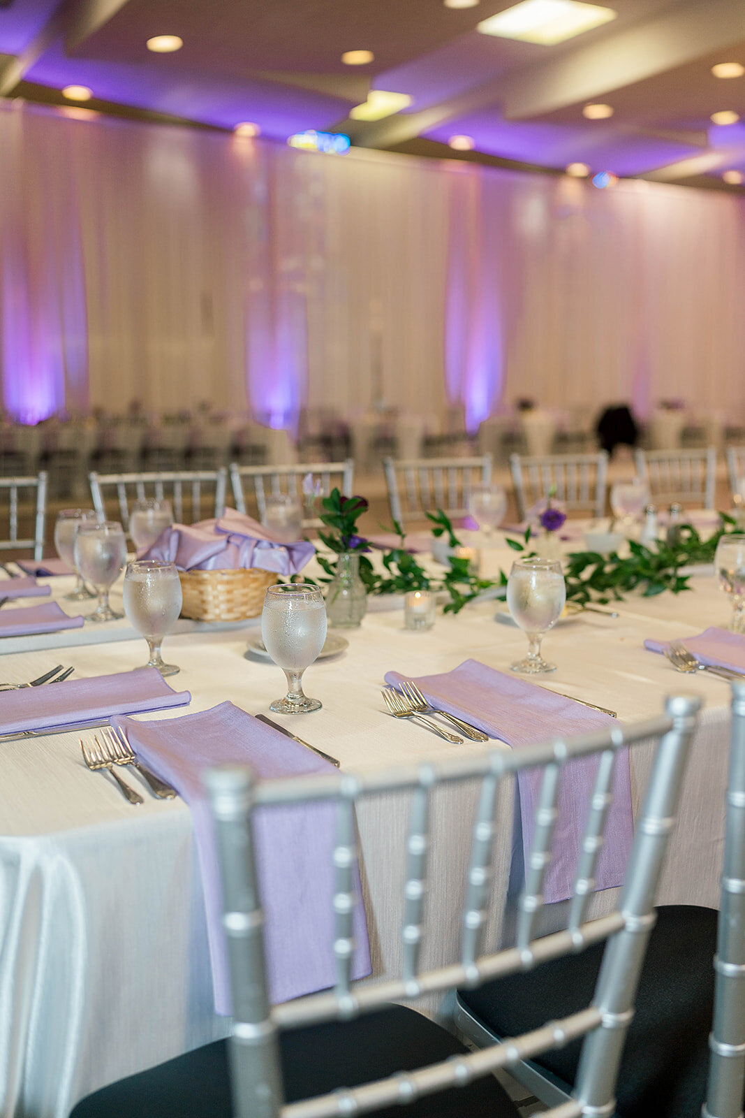 Eliana-Melmed-Photography-Chicago-LosAngeles-Jewish-WeddingPhotography-ElianaSklar-VenueDetails-00043