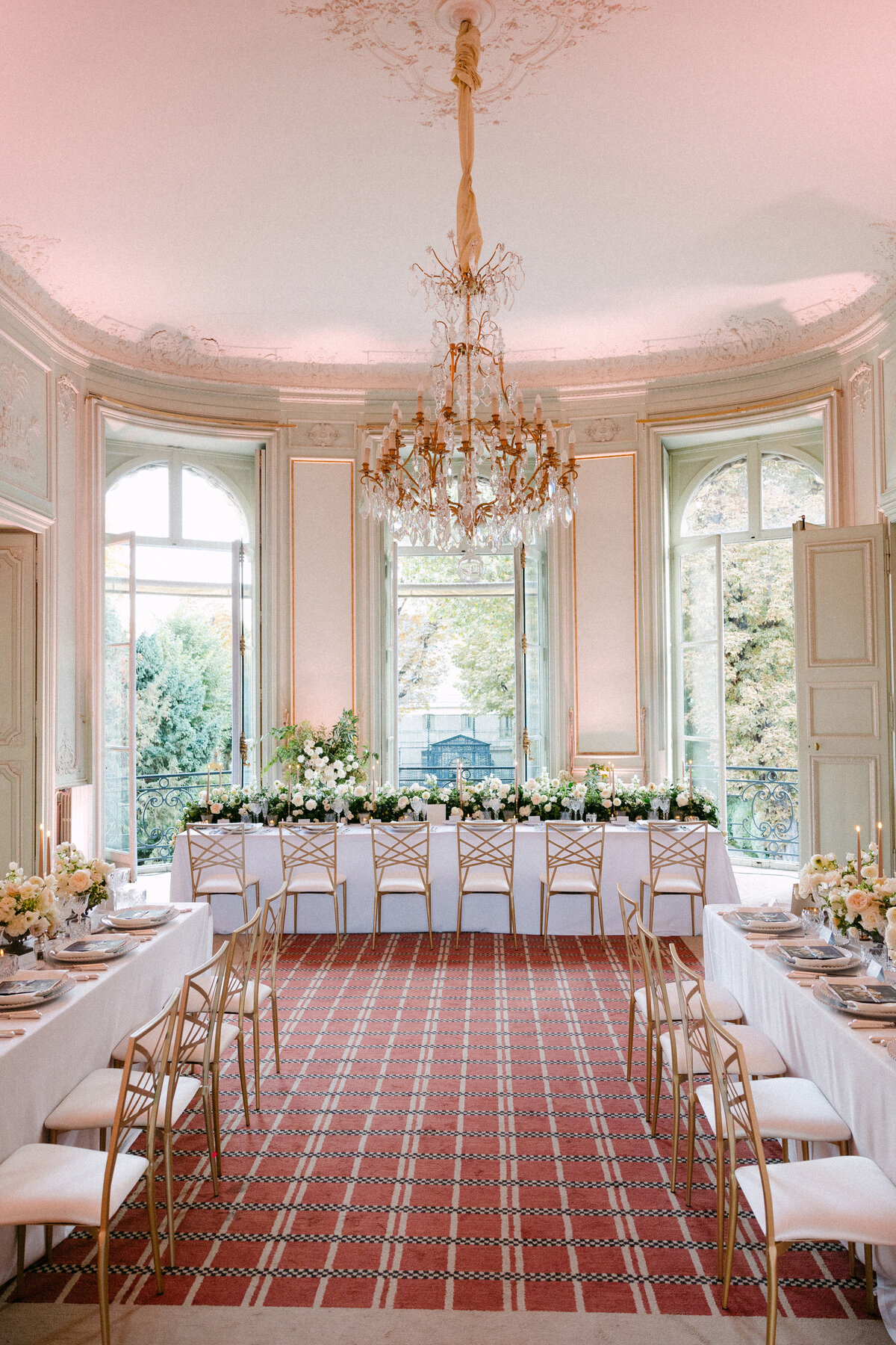 Jennifer Fox Weddings English speaking wedding planning & design agency in France crafting refined and bespoke weddings and celebrations Provence, Paris and destination wd784