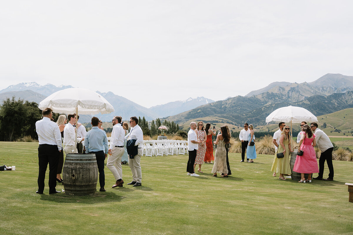 Melissa Clark Photography - Queenstown Wedding Photographer - Brenna & Taylor - Lookoutlodge Wedding-299