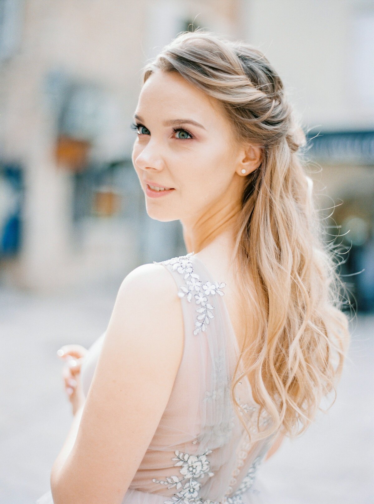 photoshoot-of-woman-in-gown