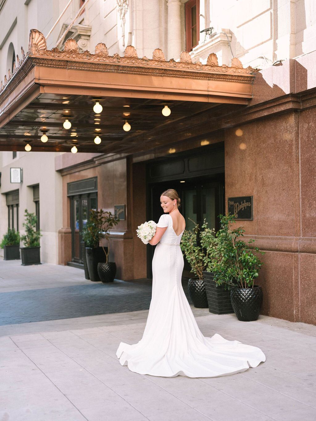 Ellen-Ashton-photography-Dallas-Wedding-Photographer-Adolphus-hotel-wedding65