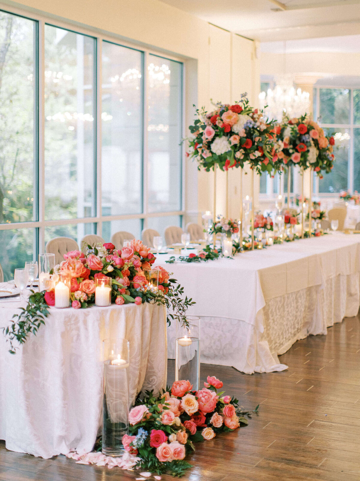 Colorful bridal party tables at Ashton Gardens wedding in Dallas Texas