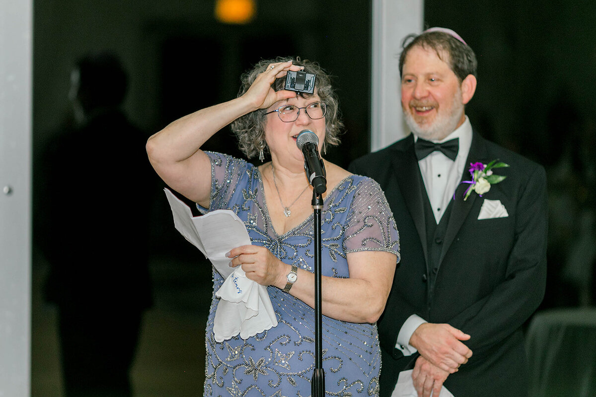Eliana-Melmed-Photography-Chicago-LosAngeles-Jewish-WeddingPhotography-DInnerSpeeches-00090