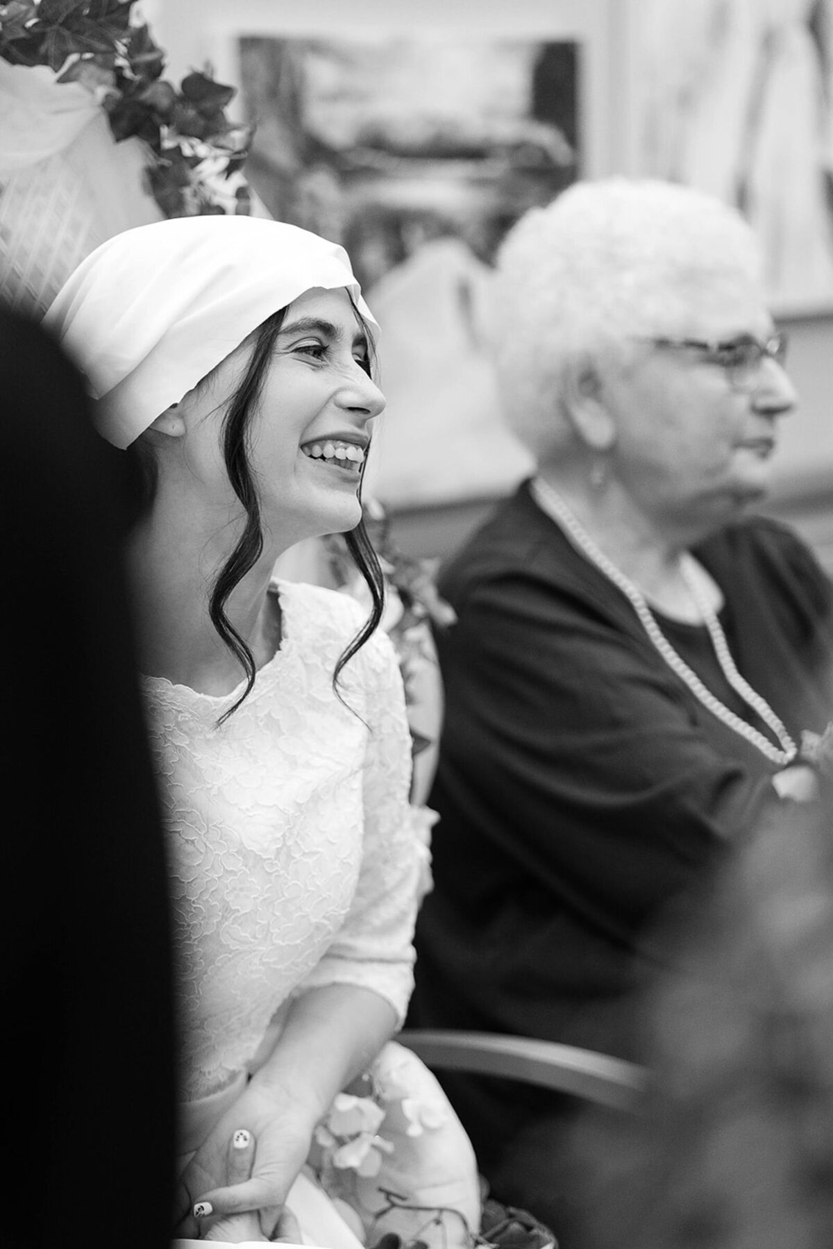 Eliana-Melmed-Photography-Chicago-LosAngeles-Jewish-WeddingPhotographer-CarmiKalman-KabbalatPanim-00069