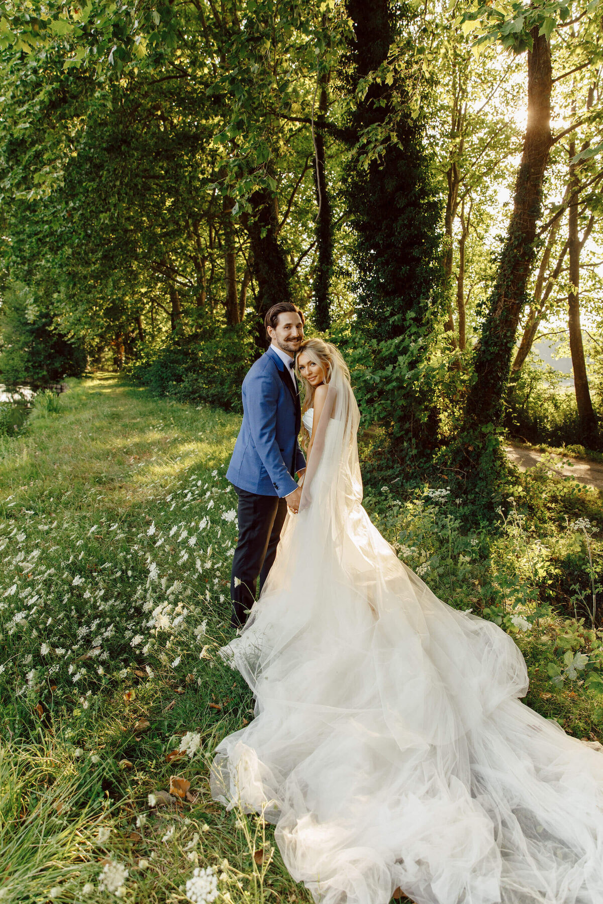Flip Forsberg and Erin Alvey outdoor wedding photos in forest