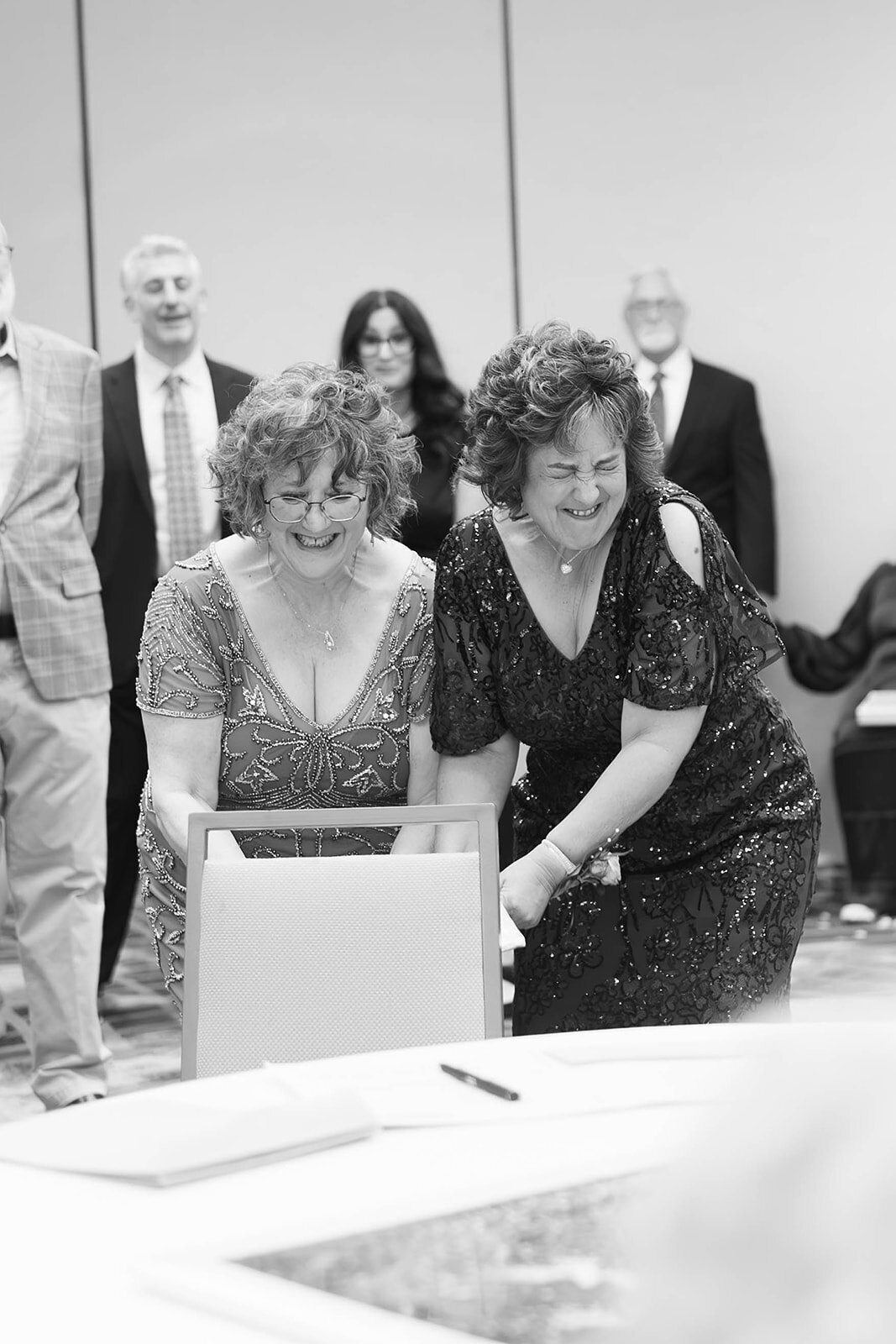 Eliana-Melmed-Photography-Chicago-LosAngeles-Jewish-WeddingPhotography-Ketubah-00080
