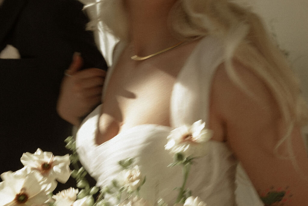 intimate wedding photos