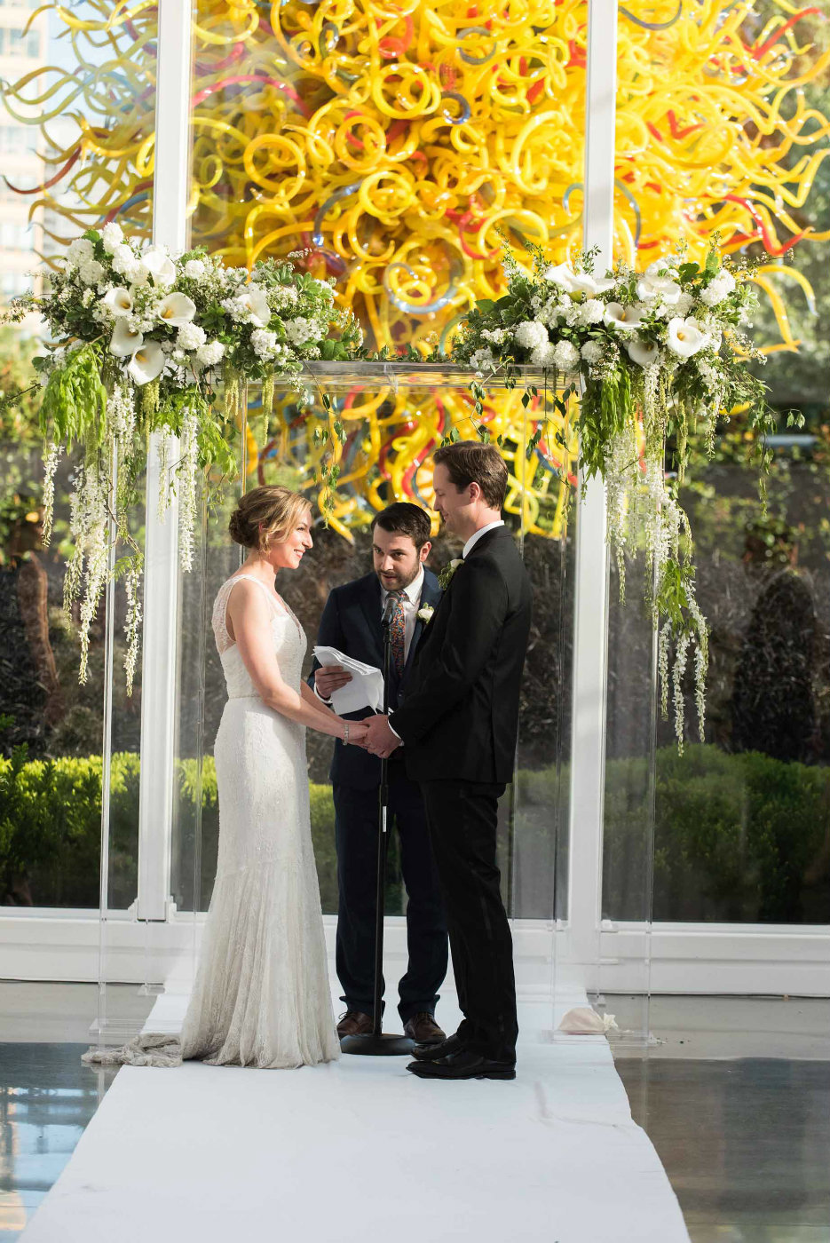 flora-nova-design-luxe-chihuly-seattle-wedding-17