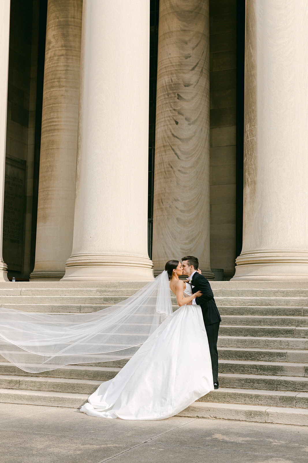 Elegant wedding ceremony at the Carnegie Museum of Natural History in Pittsburgh