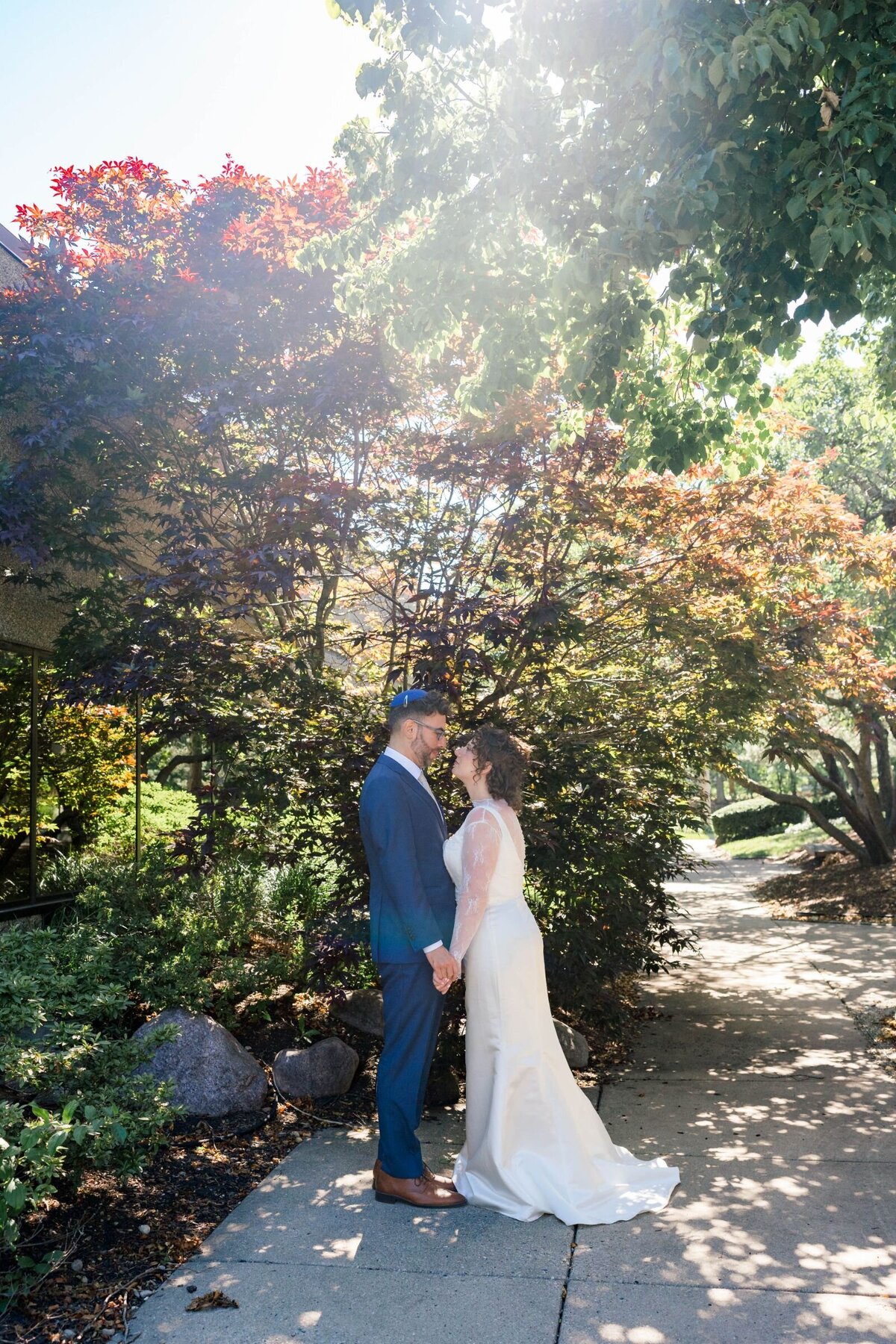Eliana-Melmed-Photography-Chicago-LosAngeles-Jewish-WeddingPhotography-ShulaNoah-CouplesPortraits-00008