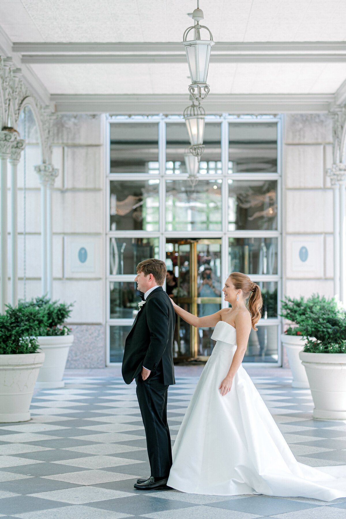Hannah & Jason's Wedding at Hotel Crescent Court Club Perkins Chapel | Dallas Wedding Photographer | Sami Kathryn Photography-57