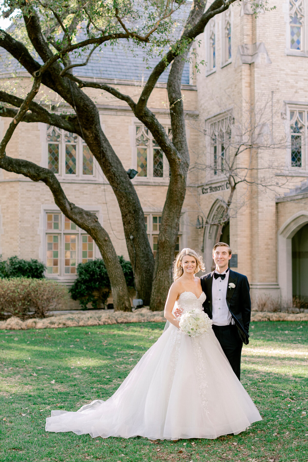 Shelby & Thomas's Wedding at HPUMC The Room on Main | Dallas Wedding Photographer | Sami Kathryn Photography-1