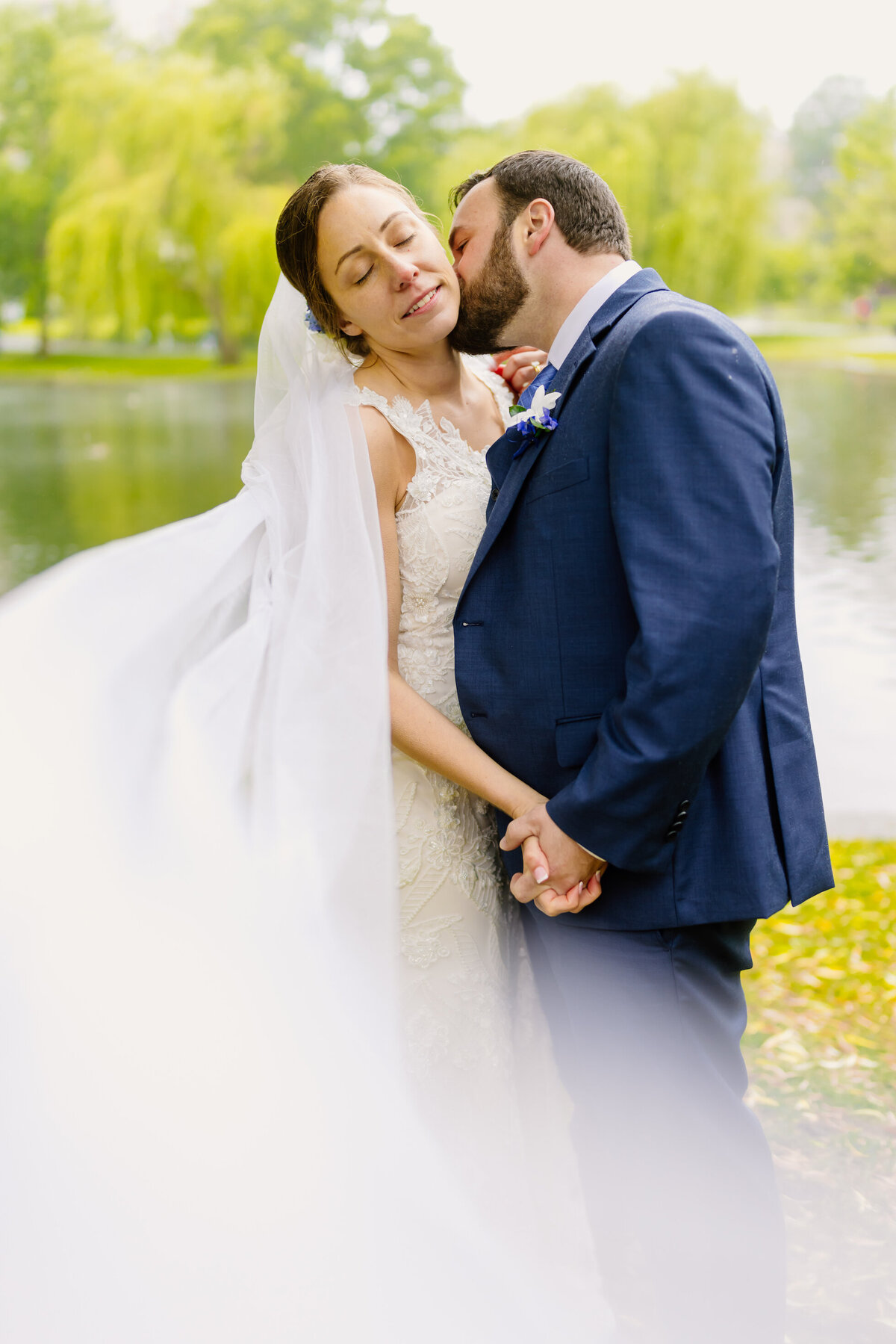 boston commons bridal portraits with veil