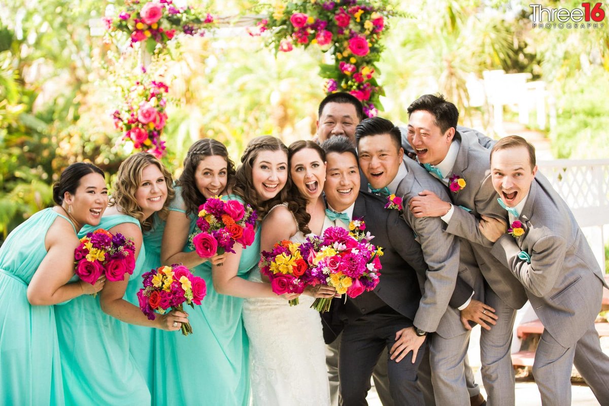 Fun group photo of the Bridal Party