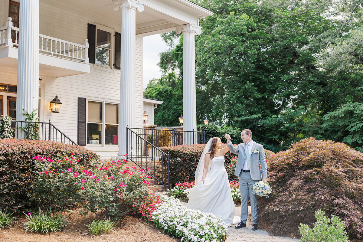 Moore-Wedding-SneakPeek-110_websize (1)