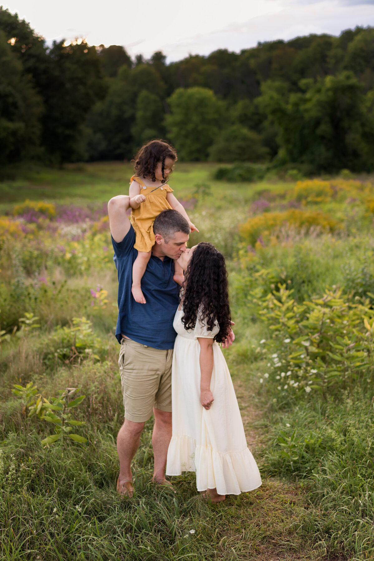 Boston-family-photographer-bella-wang-photography-Lifestyle-session-outdoor-wildflower-90