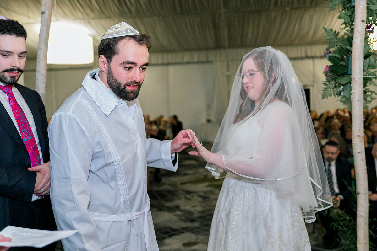 Eliana-Melmed-Photography-Chicago-LosAngeles-Jewish-WeddingPhotography-Chuppah-00184