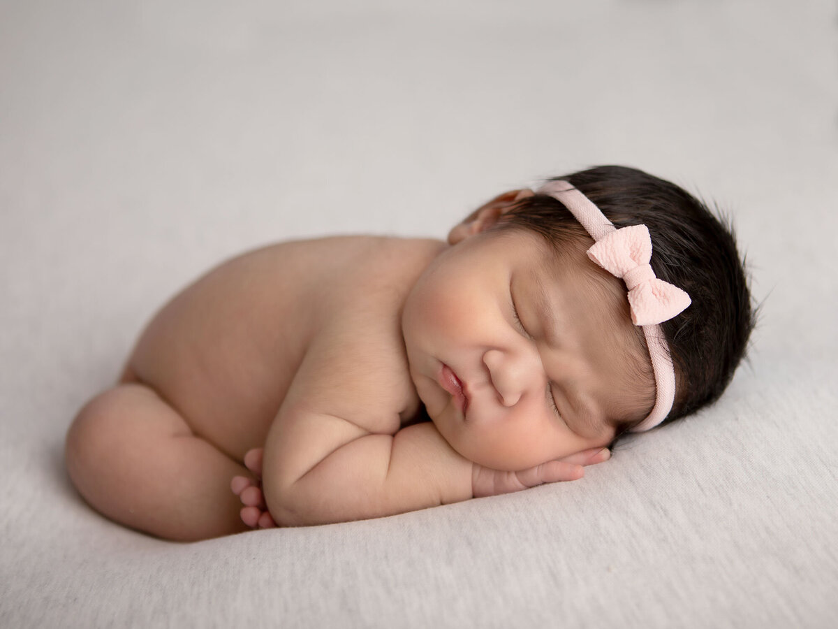 Burlington-in-home-newborn-session-baby-girl-is-six-days-old