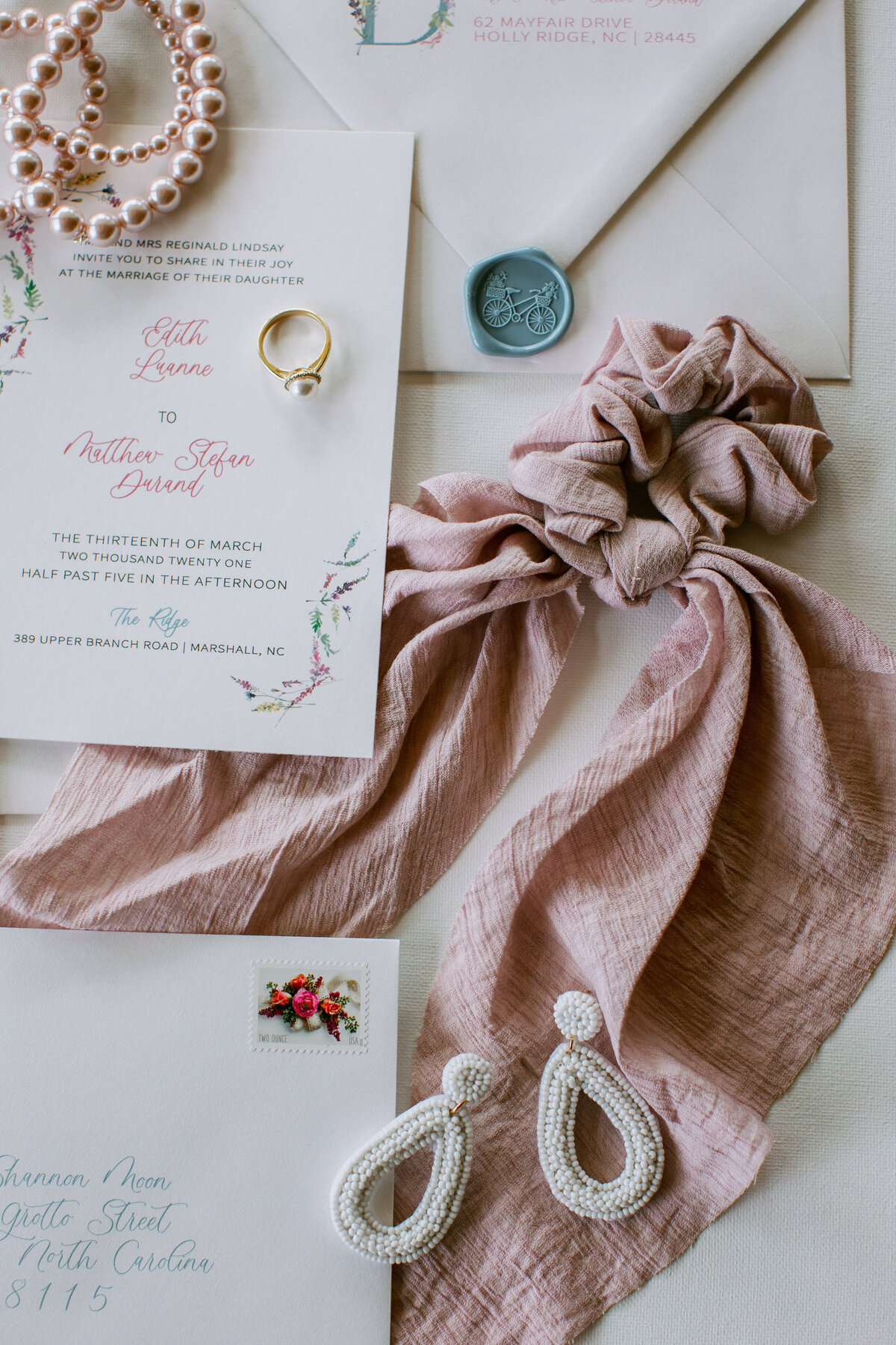 Joy-Unscripted-Wedding-Invitation-Design-Styled-Shoot-Maddie Kay Photography-138