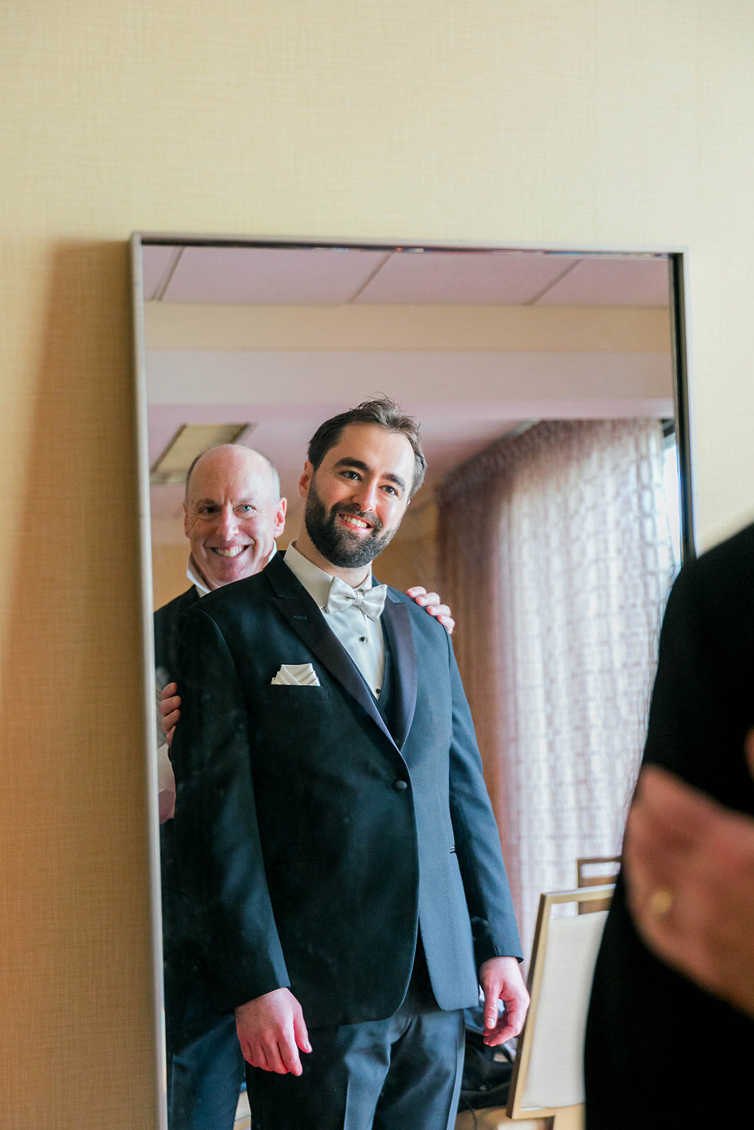 Eliana-Melmed-Photography-Chicago-LosAngeles-Jewish-WeddingPhotography-AndrewReady-00026
