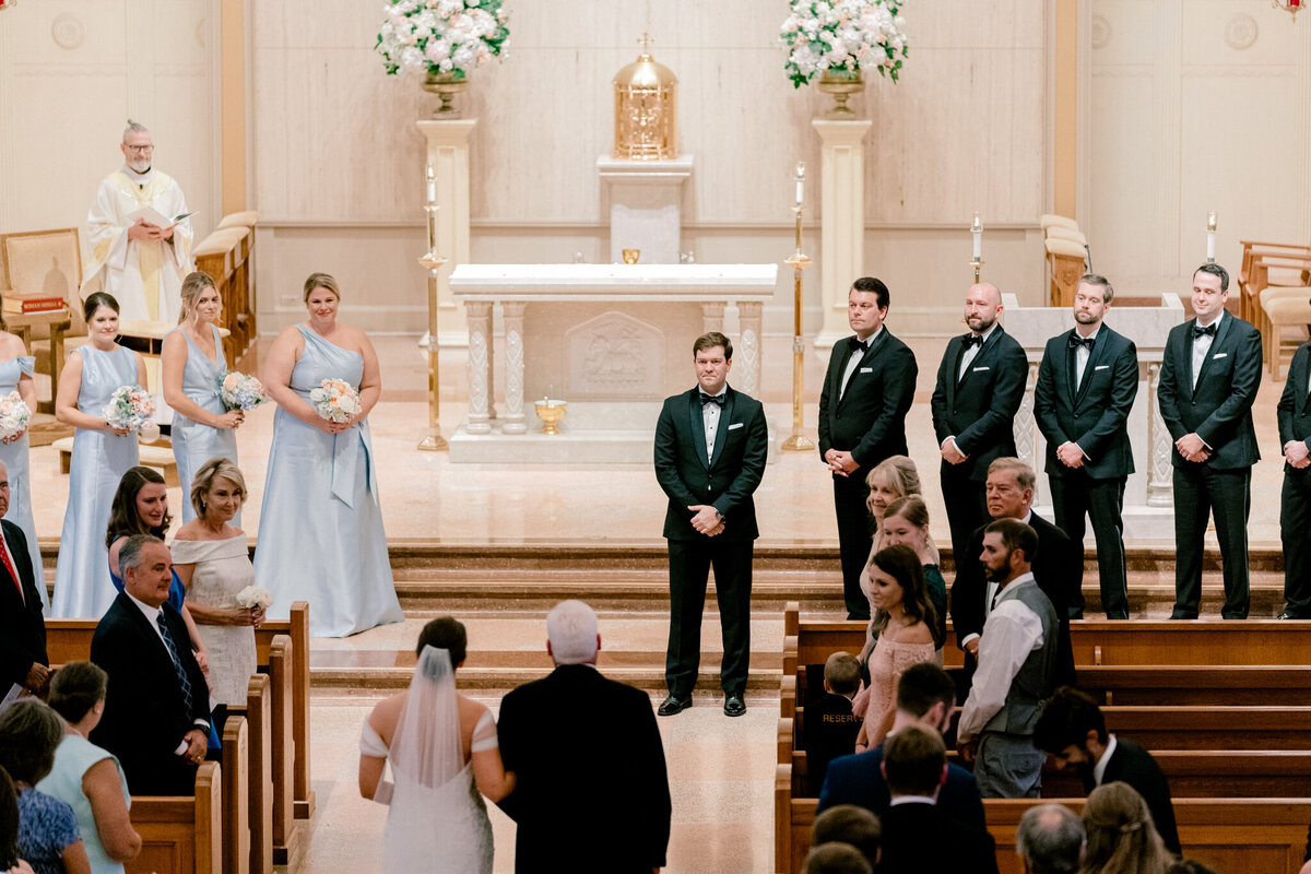 Allie & John Wedding at Royal Oaks Country Club Christ the King Church | Dallas Wedding Photographer | Sami Kathryn Photography-48