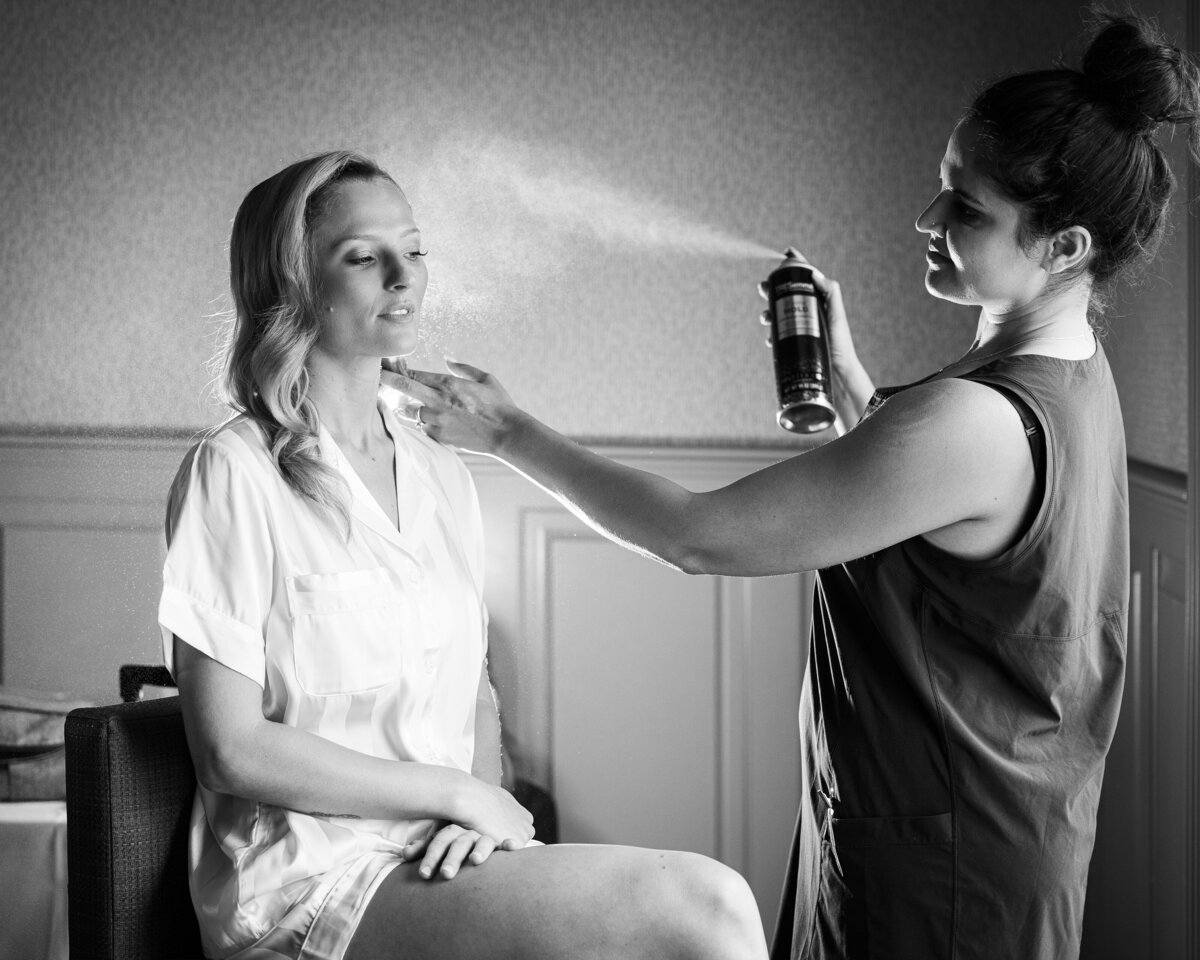 bride-getting-ready-candid-bw-NJ-07746