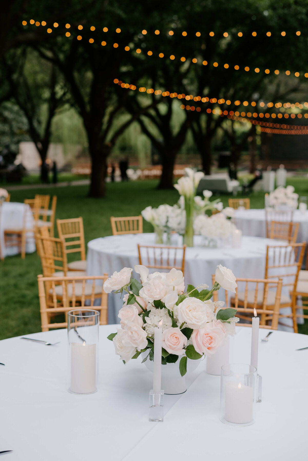Nasher Sculpture Center Wedding - Ruchlin Wedding - DETAILS + DECOR - Kyrsten Ashlay Photography-29