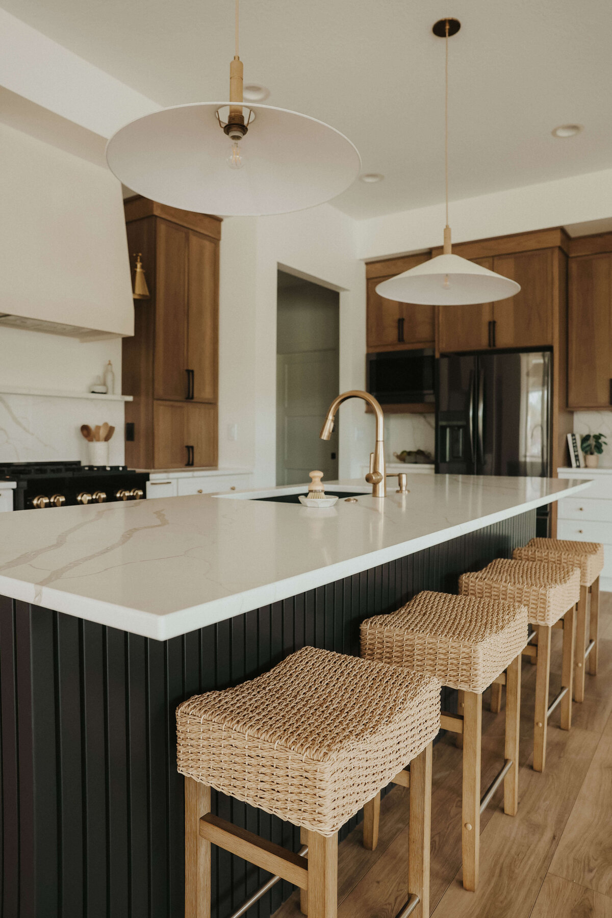 4171-Kitchen-Panora-Central-Iowa-Custom-Home-JRL-Builders-E23A3592