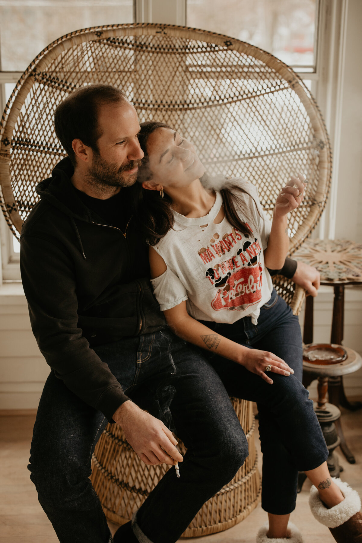 Mount-Clemens-Michigan-in-home-couples-lifestyle-photoshoot-42