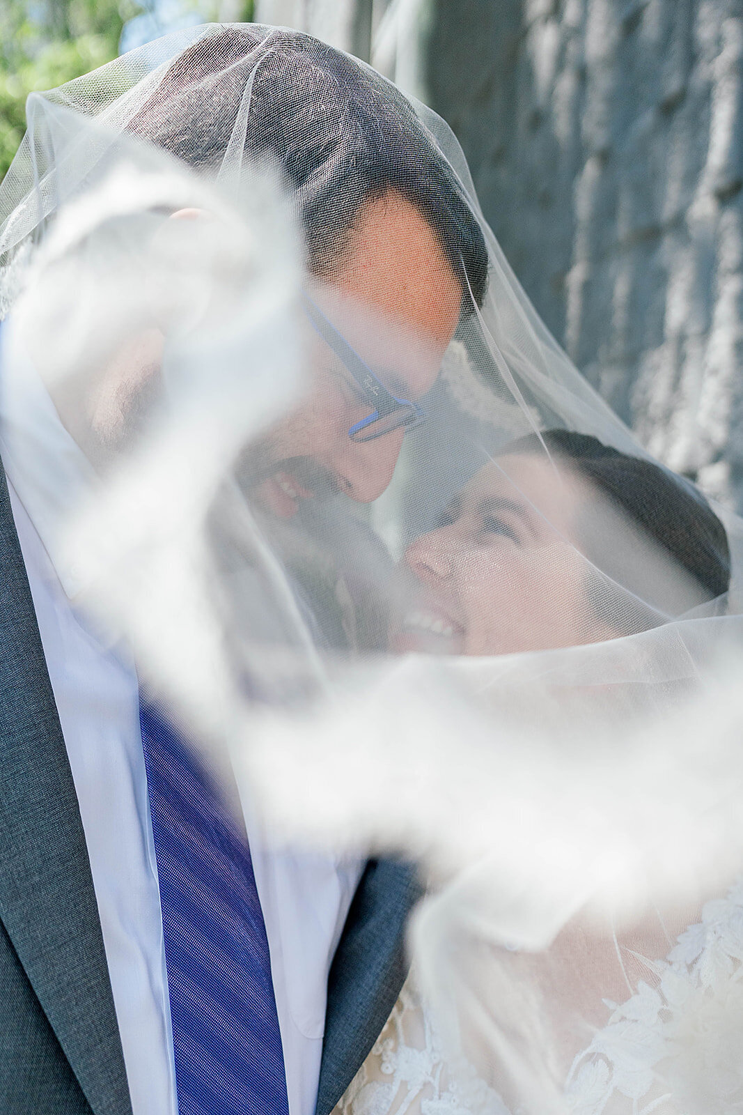 Eliana-Melmed-Photography-Chicago-LosAngeles-Jewish-WeddingPhotography-ElianaSklar-FirstLook-00138