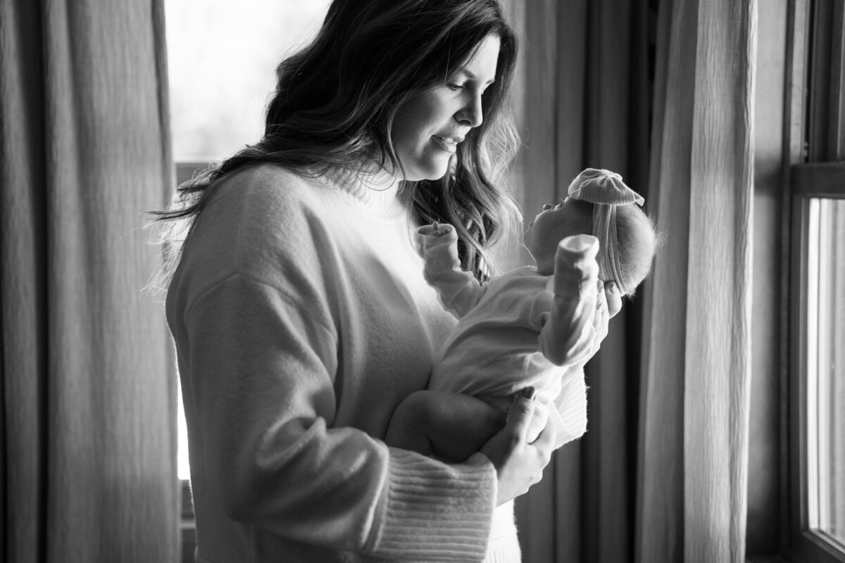 In-Home-Newborn-Photography-in-Milwauee-13