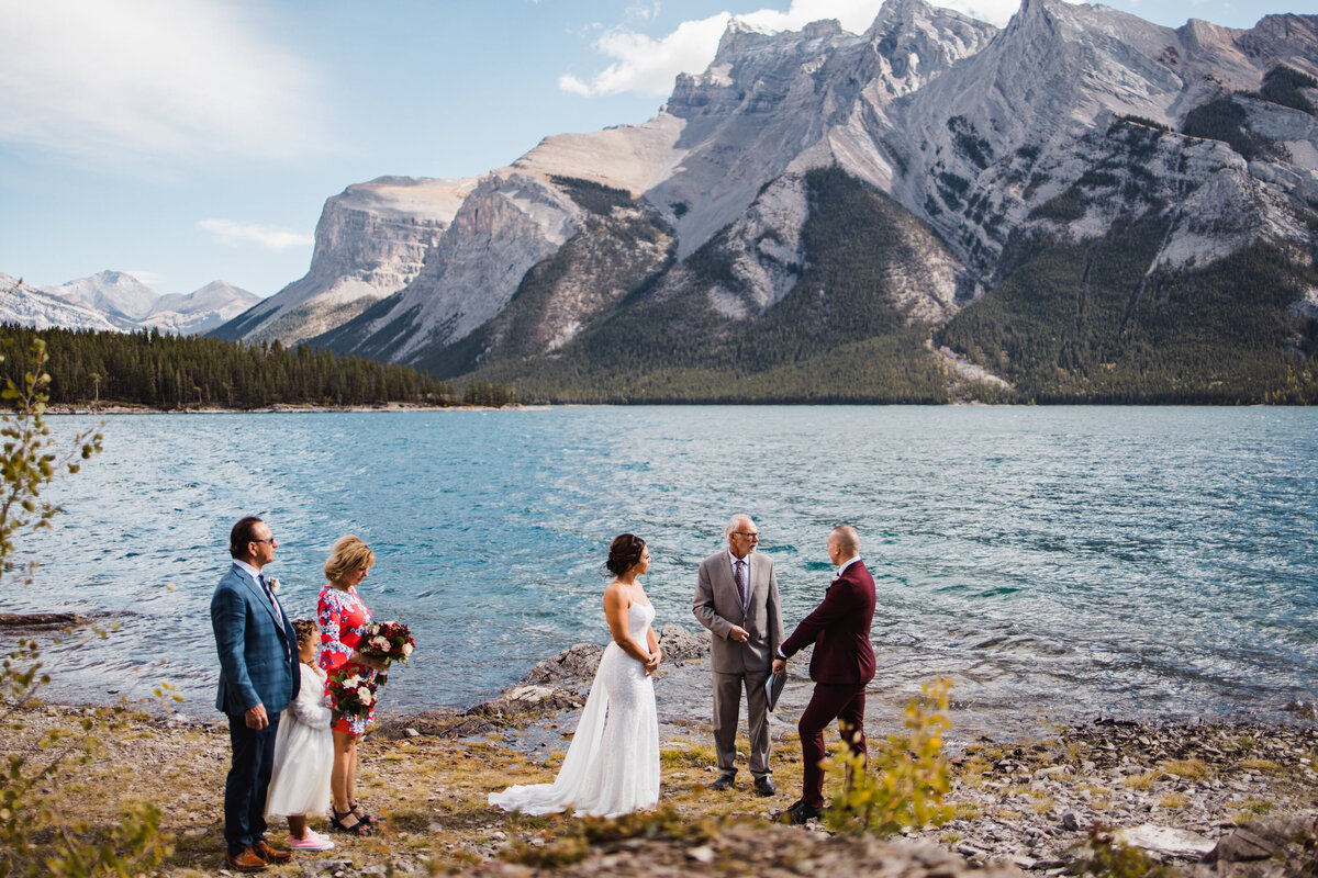 banff.elopement.lake.minnewanka.photographer-2378