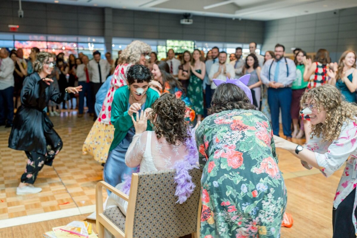 Eliana-Melmed-Photography-Chicago-LosAngeles-Jewish-WeddingPhotography-ShulaNoah-Shtick-00021