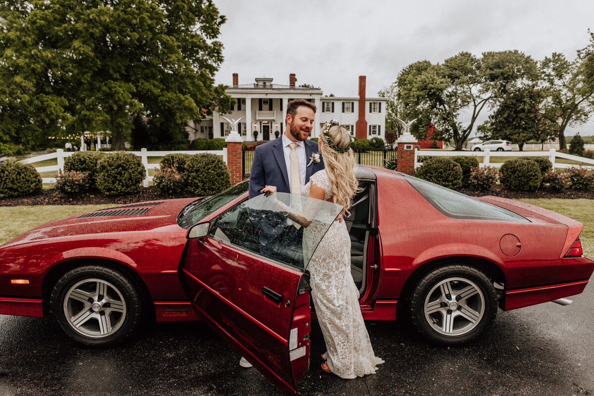 Central Virginia Hollyfield Manor Wedding-33