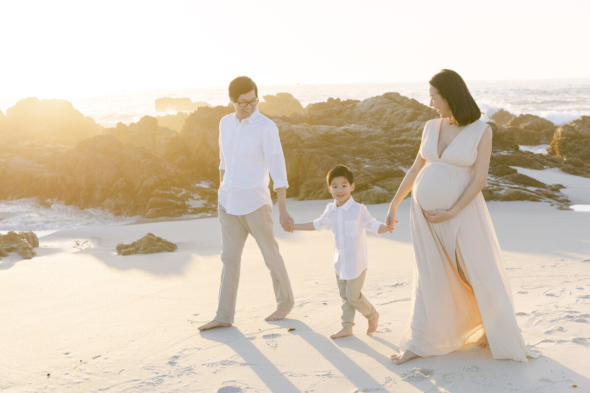 PERRUCCIPHOTO_PEBBLE_BEACH_FAMILY_MATERNITY_SESSION_48