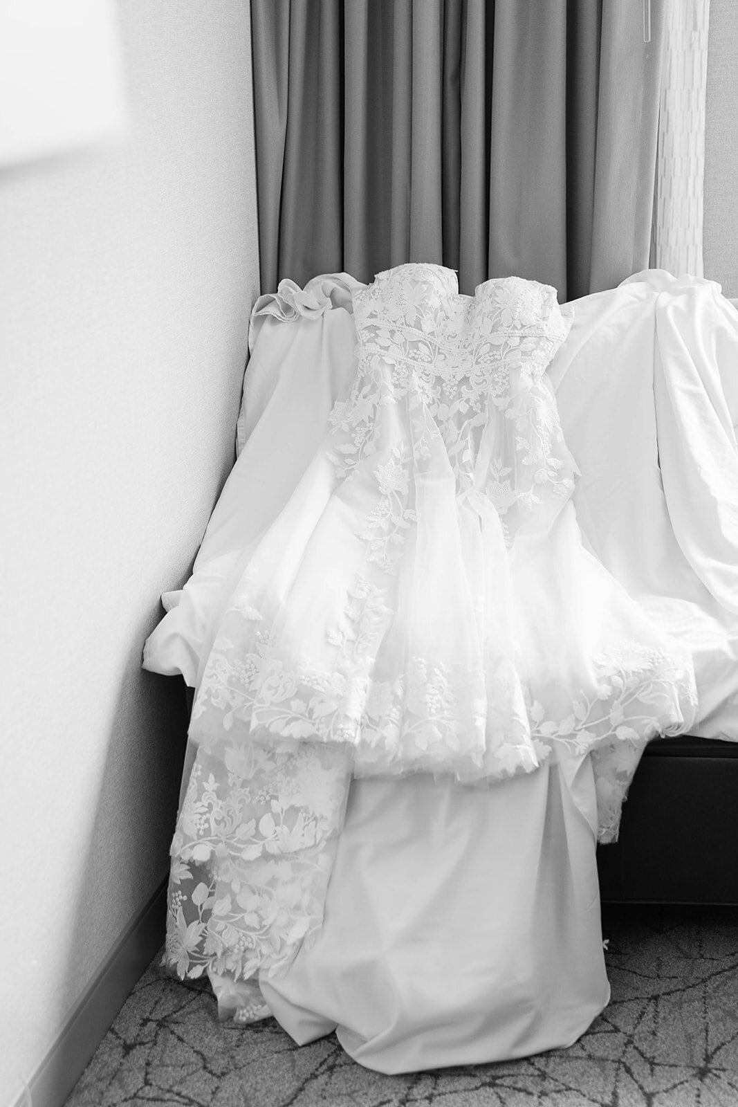 Eliana-Melmed-Photography-Chicago-LosAngeles-Jewish-WeddingPhotography-ElianaSklar-EilanaReady-00009