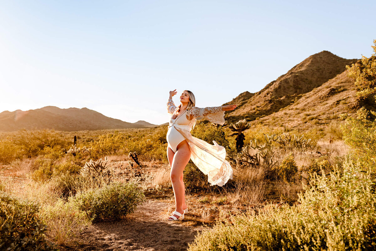 flowy dress on maternity mom during photo session in AZ